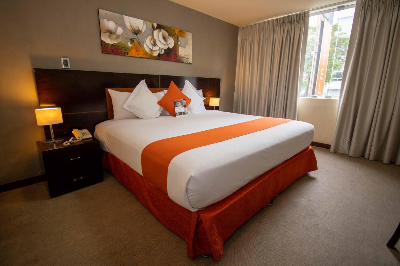 Sm Hotel Лима Екстериор снимка