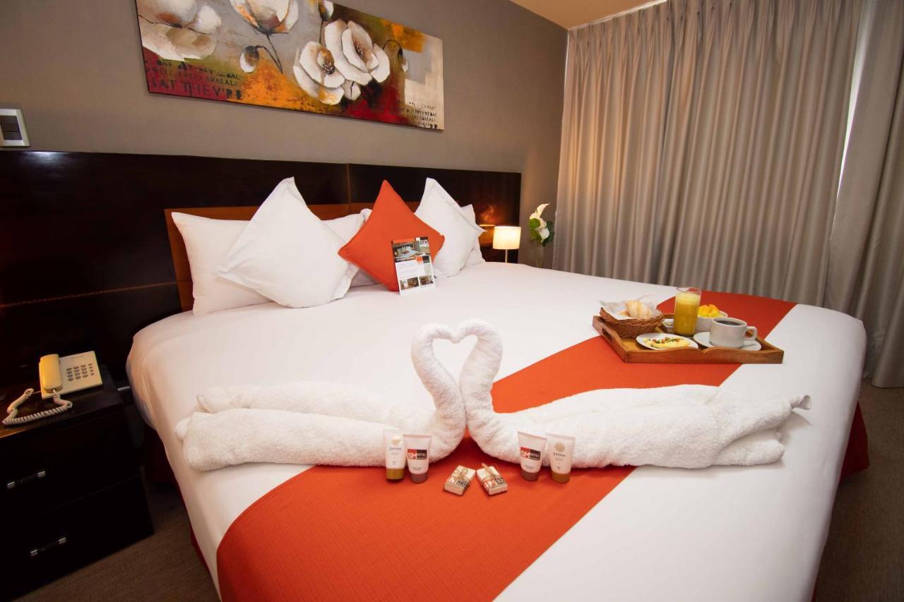 Sm Hotel Лима Екстериор снимка