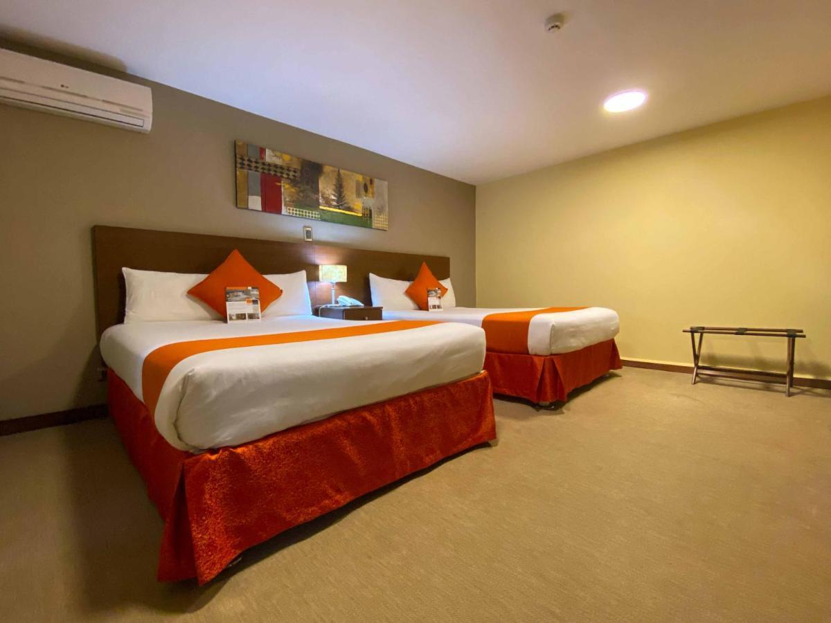 Sm Hotel Лима Екстериор снимка