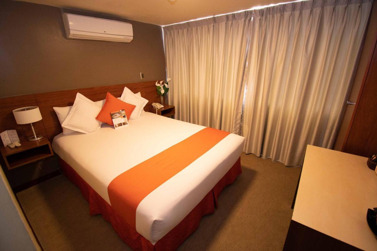 Sm Hotel Лима Екстериор снимка
